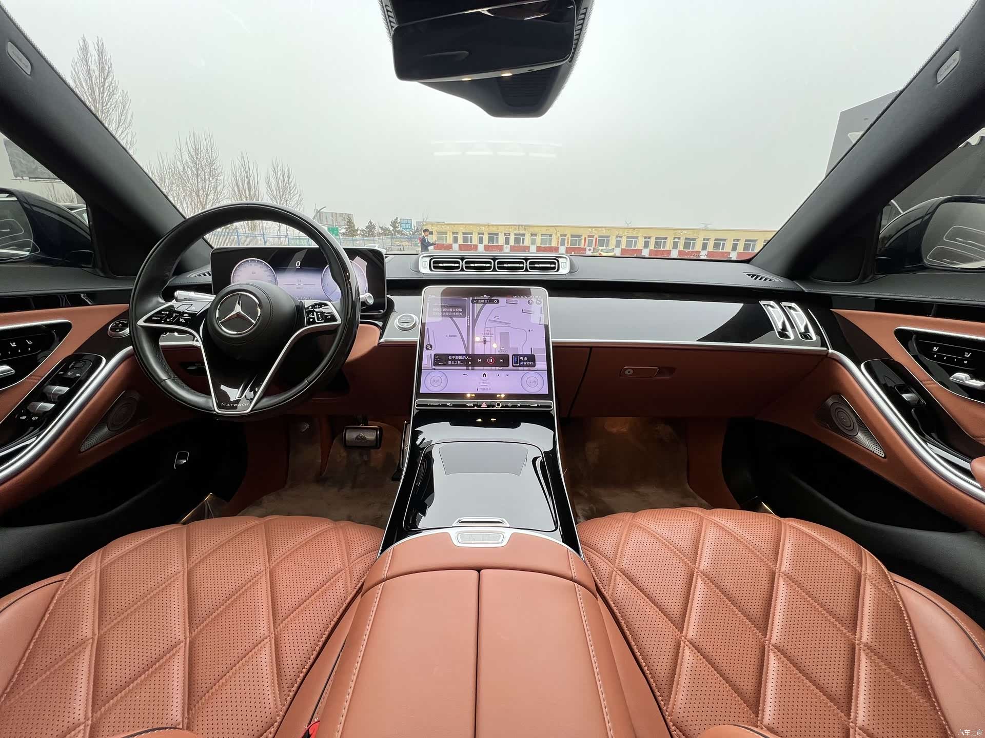 Maybach S-Class, 2023 13
