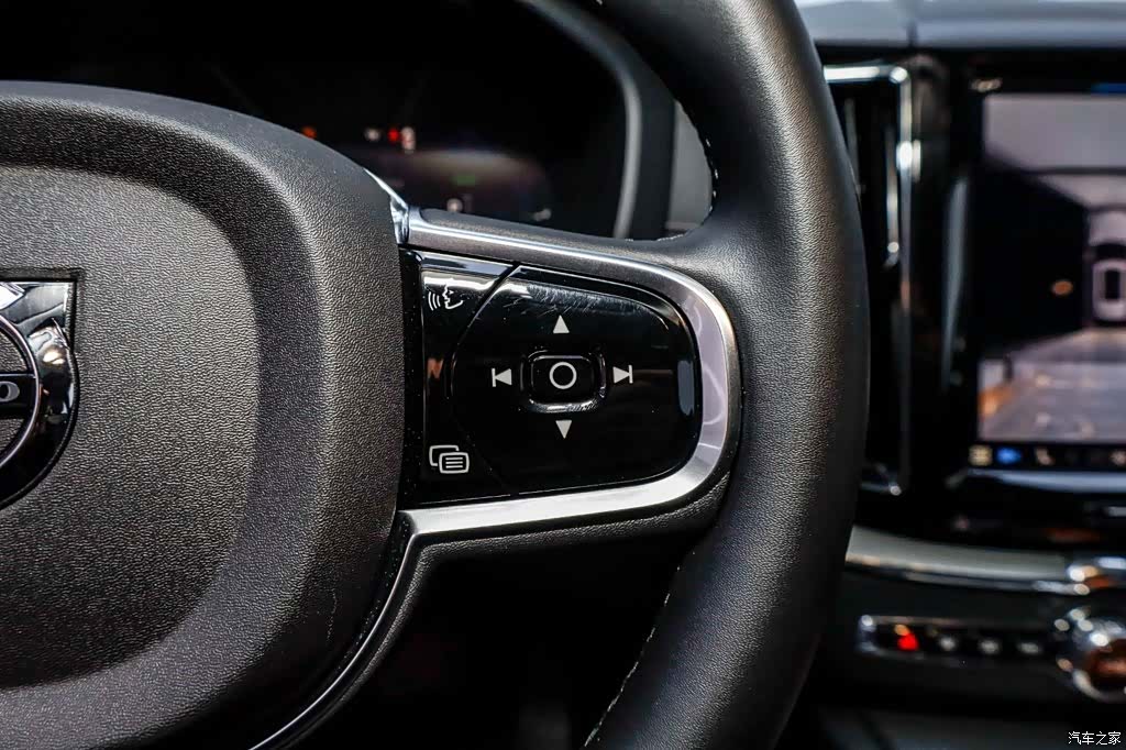 Volvo XC60, 2024 16