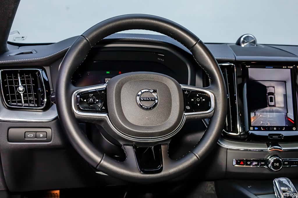 Volvo XC60, 2024 23