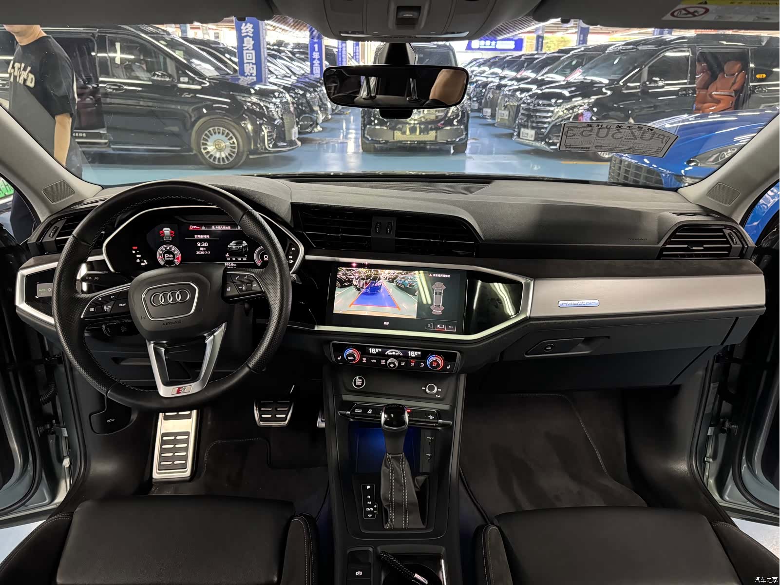 Audi Q3, 2022 все фото