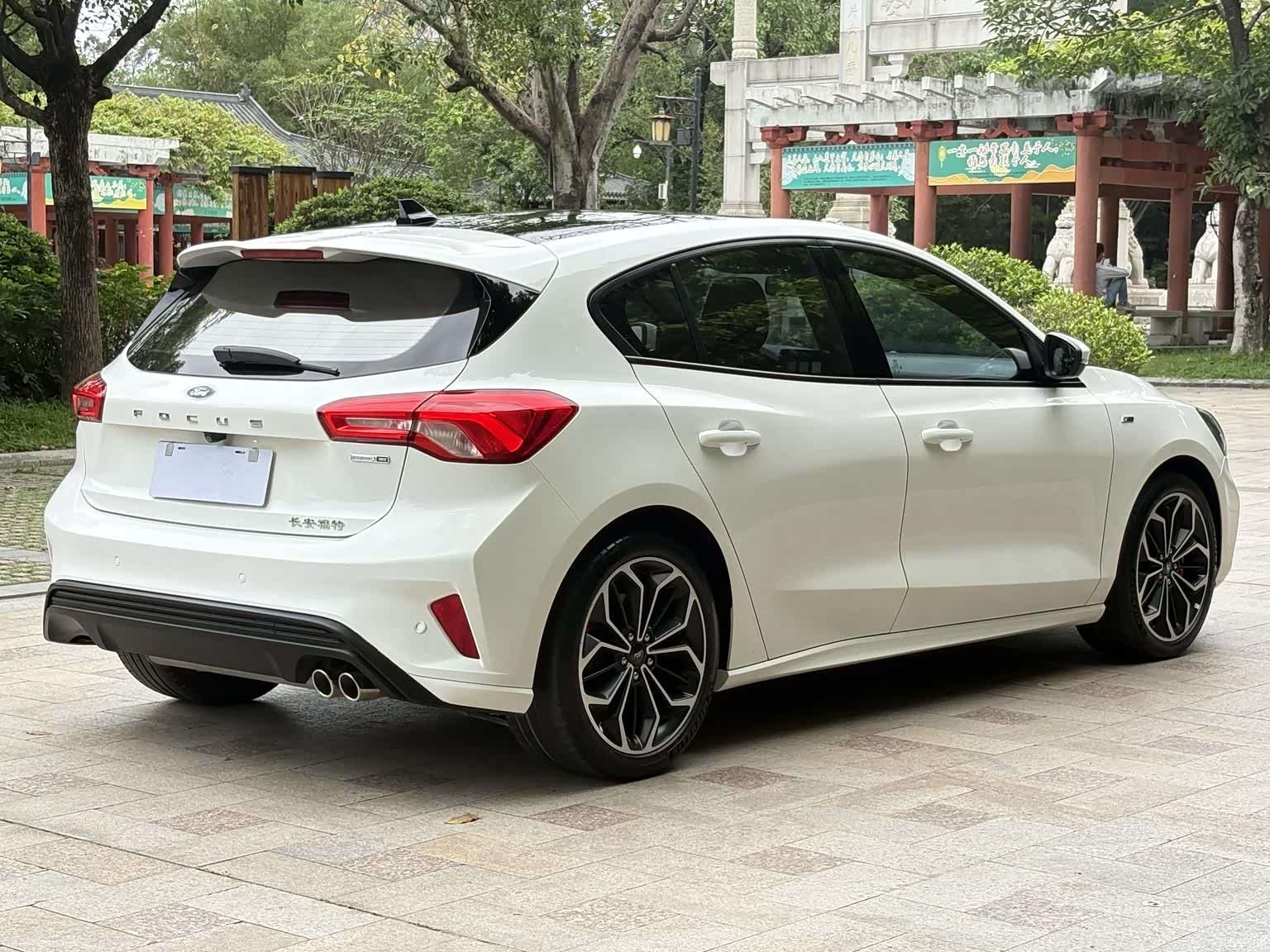Ford Focus, 2022 6