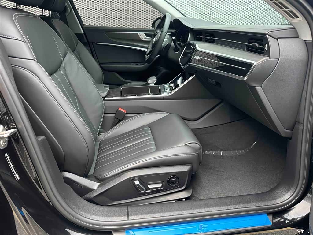Audi A6L, 2024 12