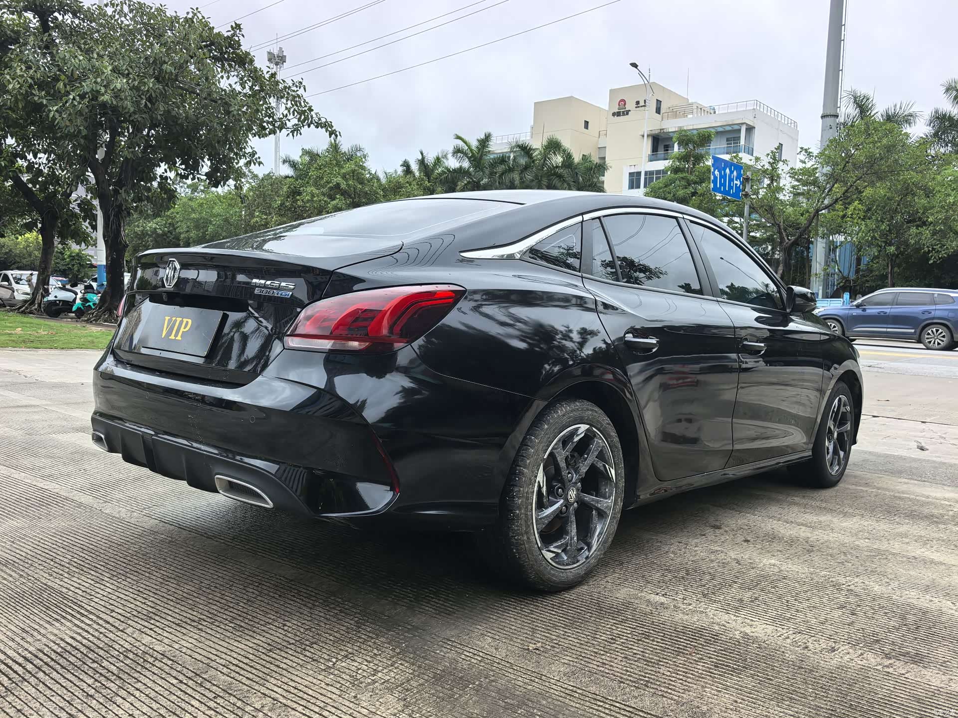 MG MG5, 2023 15