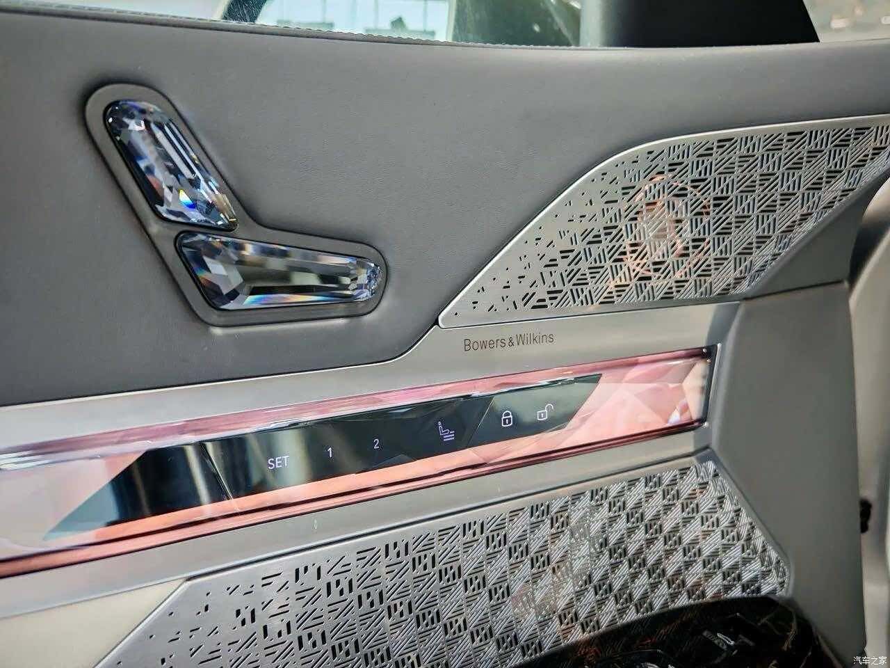 BMW i7, 2022 16