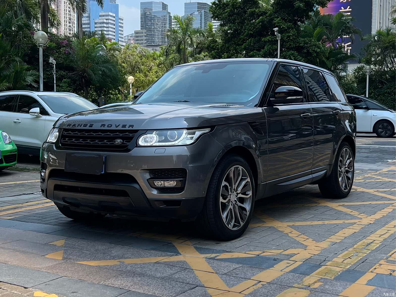 Land Rover Range Rover, 2013 1