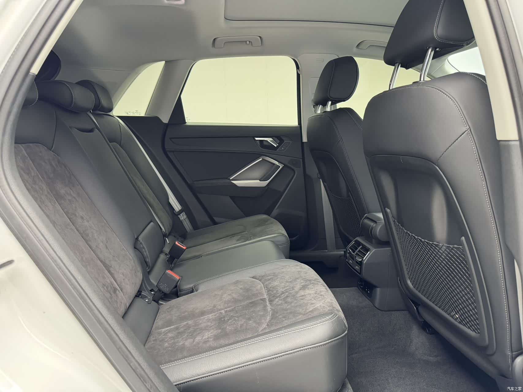 Audi Q3, 2022 8