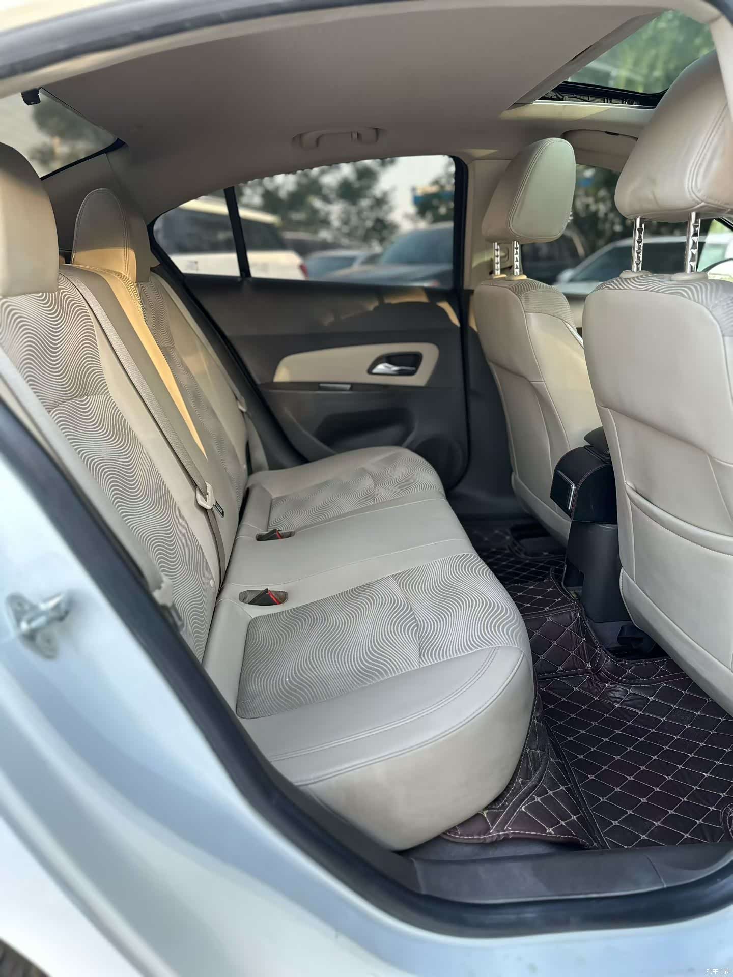 Chevrolet SE, 2016 7