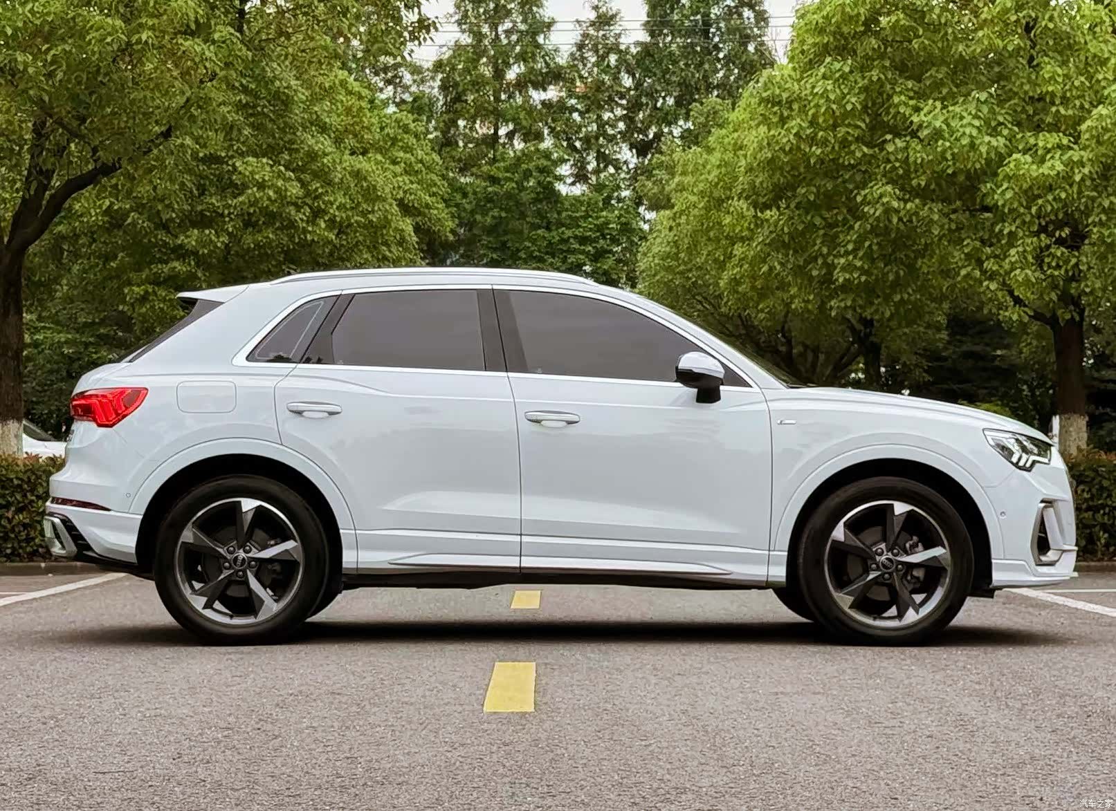Audi Q3, 2024 4