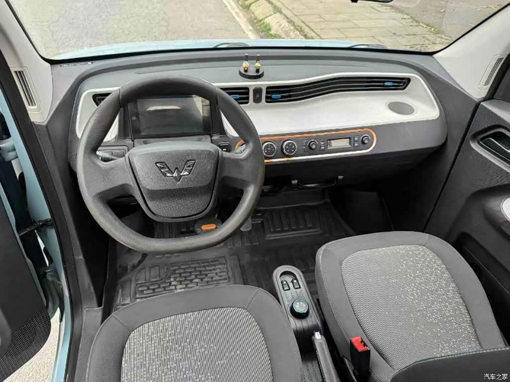 Wuling MINIEV, 2021 7