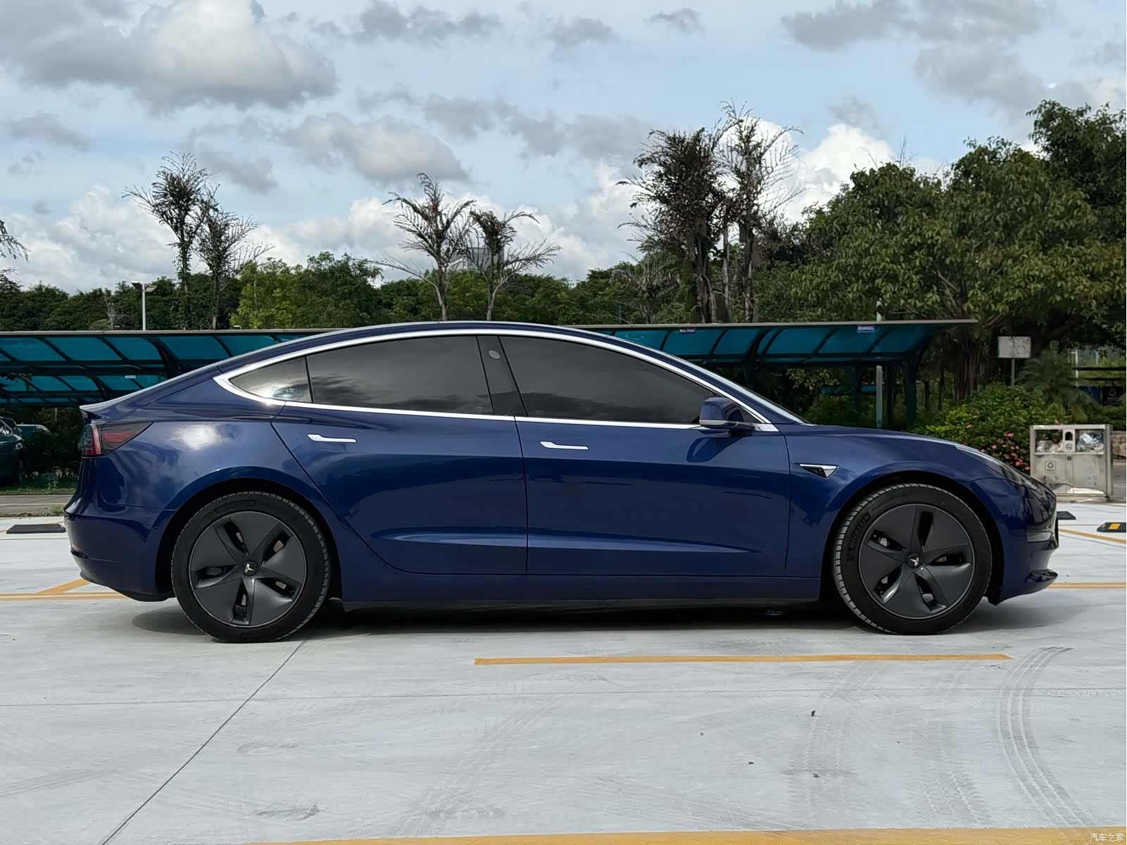Tesla Model 3, 2020 16