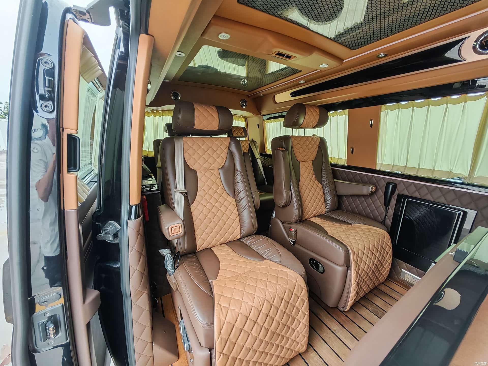 Volkswagen 7, 2018 6