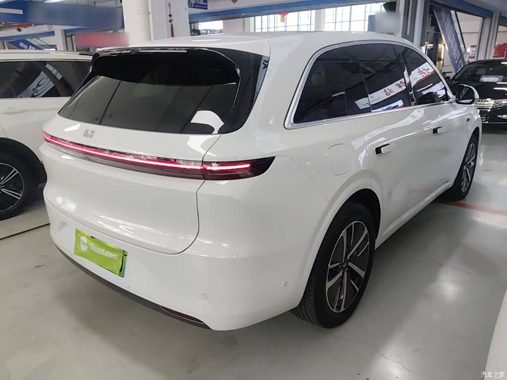 Li Auto L6, 2025 7