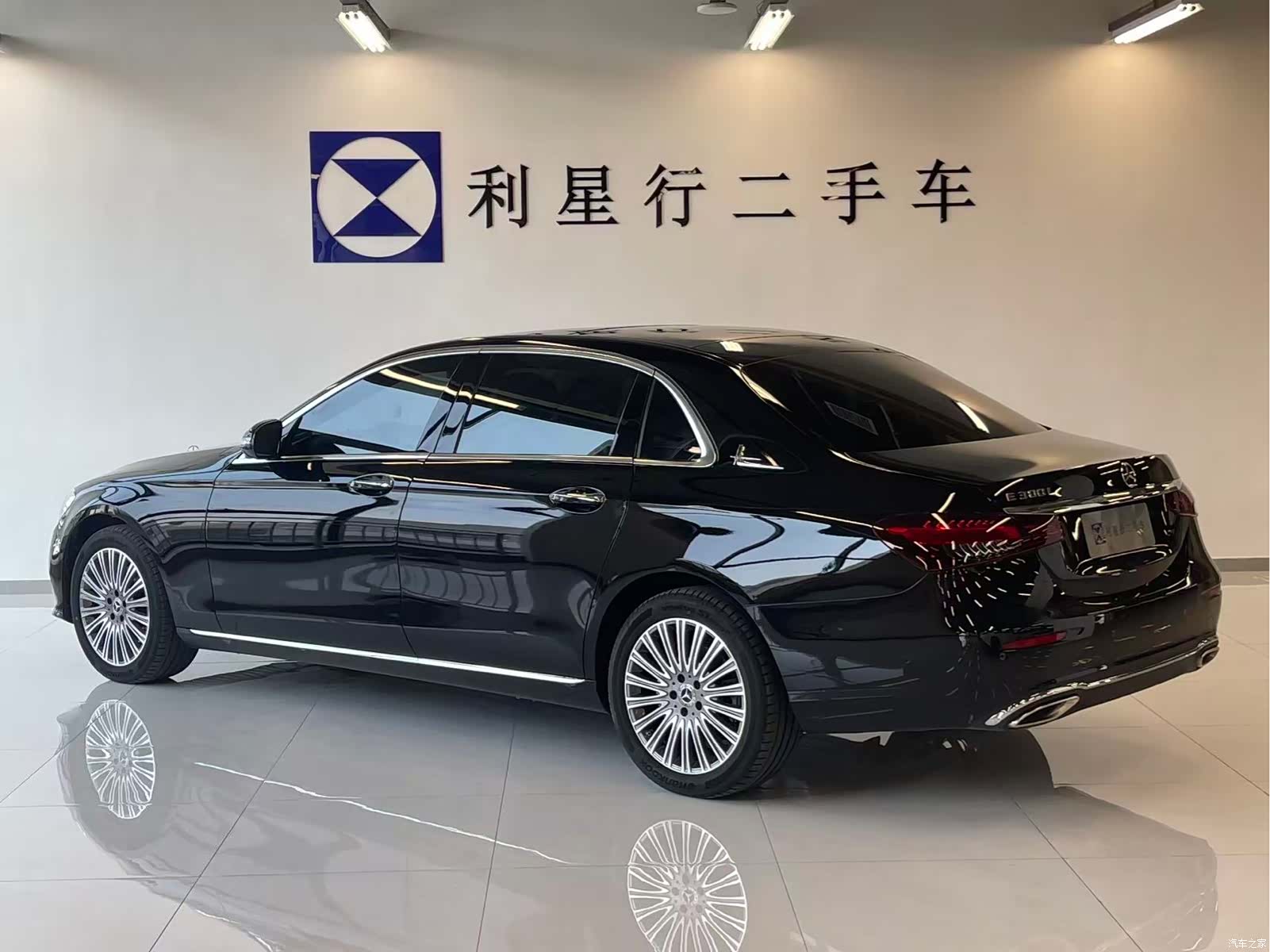 Mercedes-Benz E-Class, 2023 4