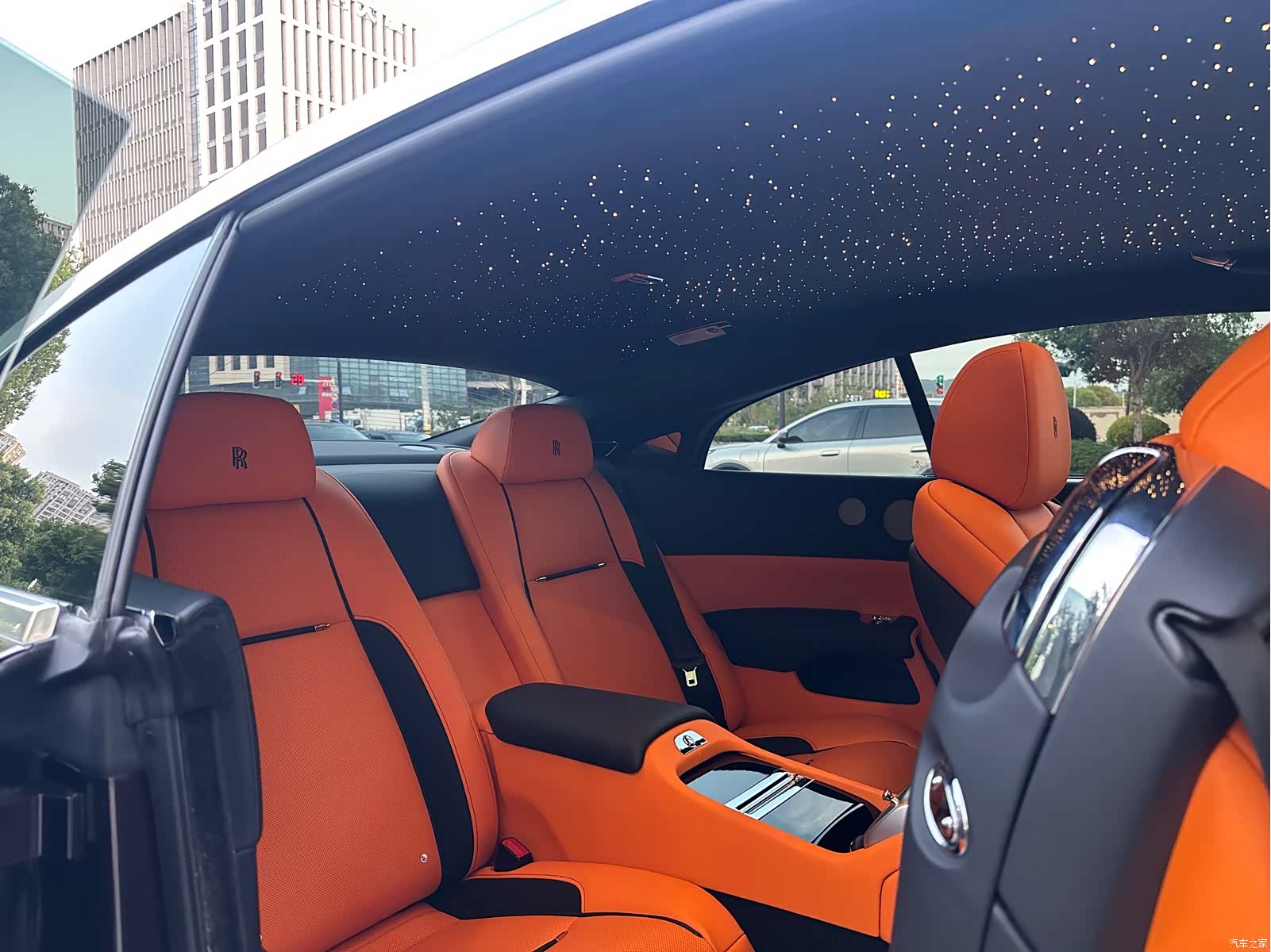 Rolls-Royce Wraith, 2018 9