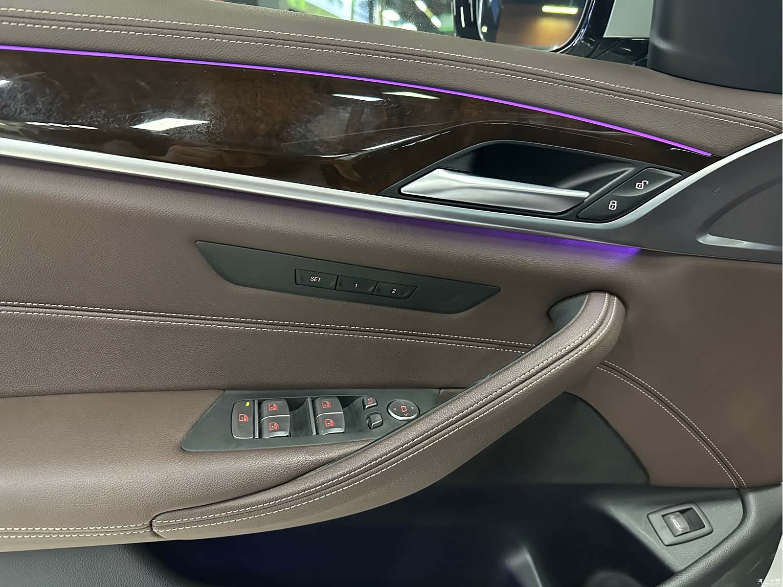 BMW 5 Series, 2020 14