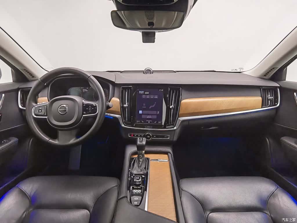 Volvo S90, 2019 все фото