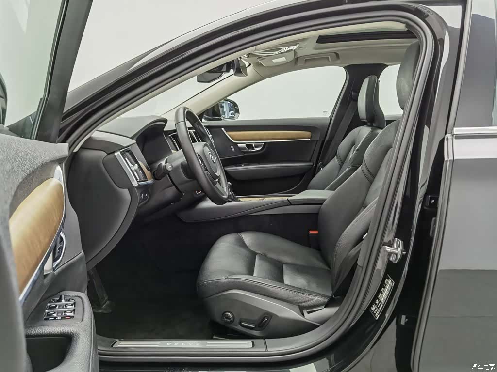 Volvo S90, 2019 10
