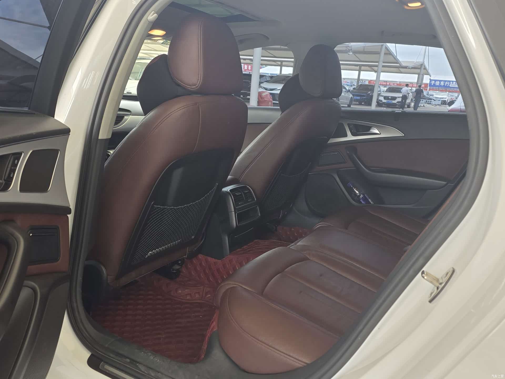 Audi A6L, 2015 все фото