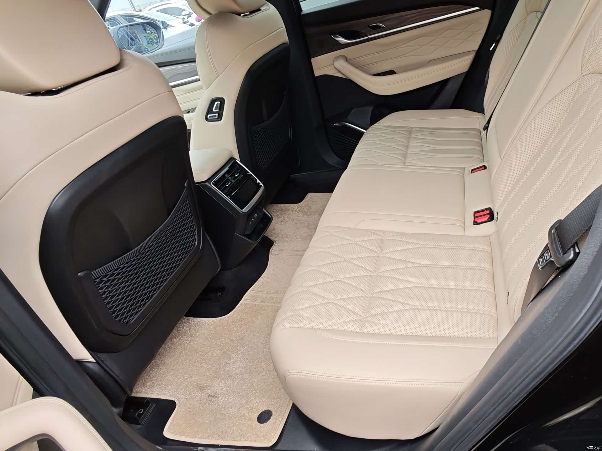 Geely Xingyue L, 2025 все фото