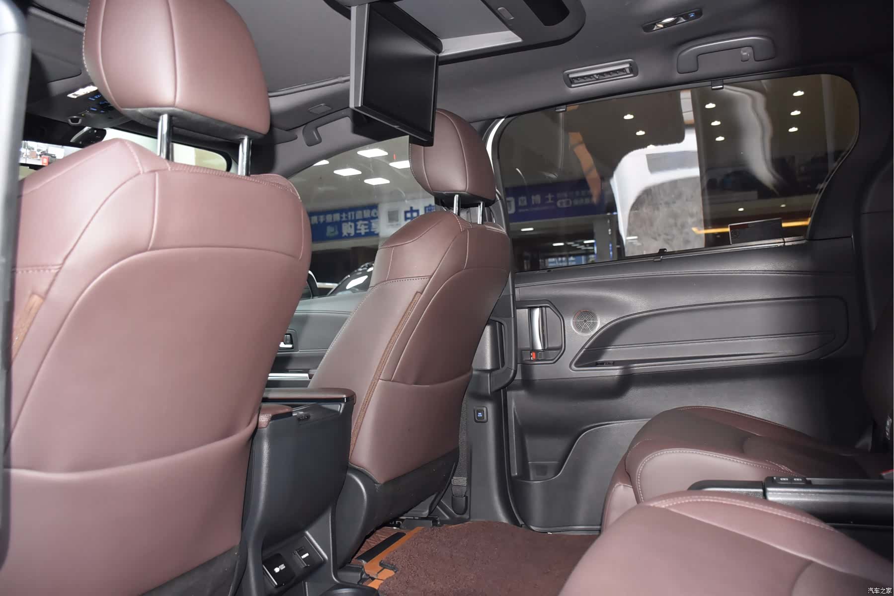 Toyota Sienna, 2022 9