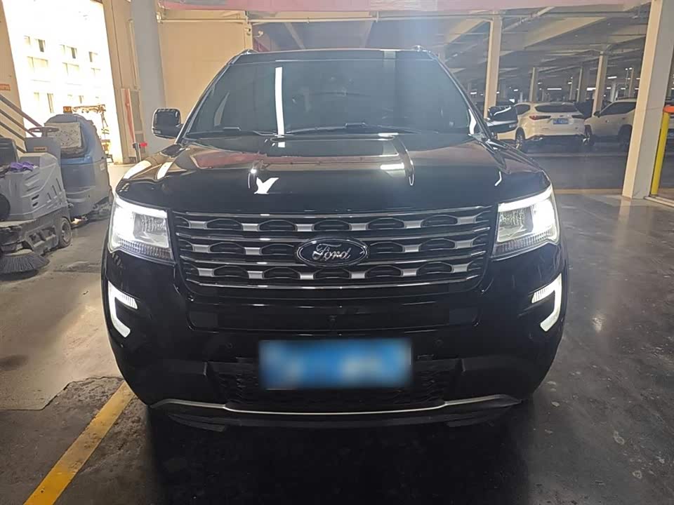 Ford Explorer Ford Explorer