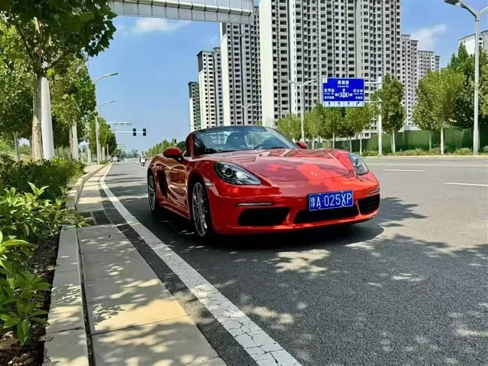 Porsche 718