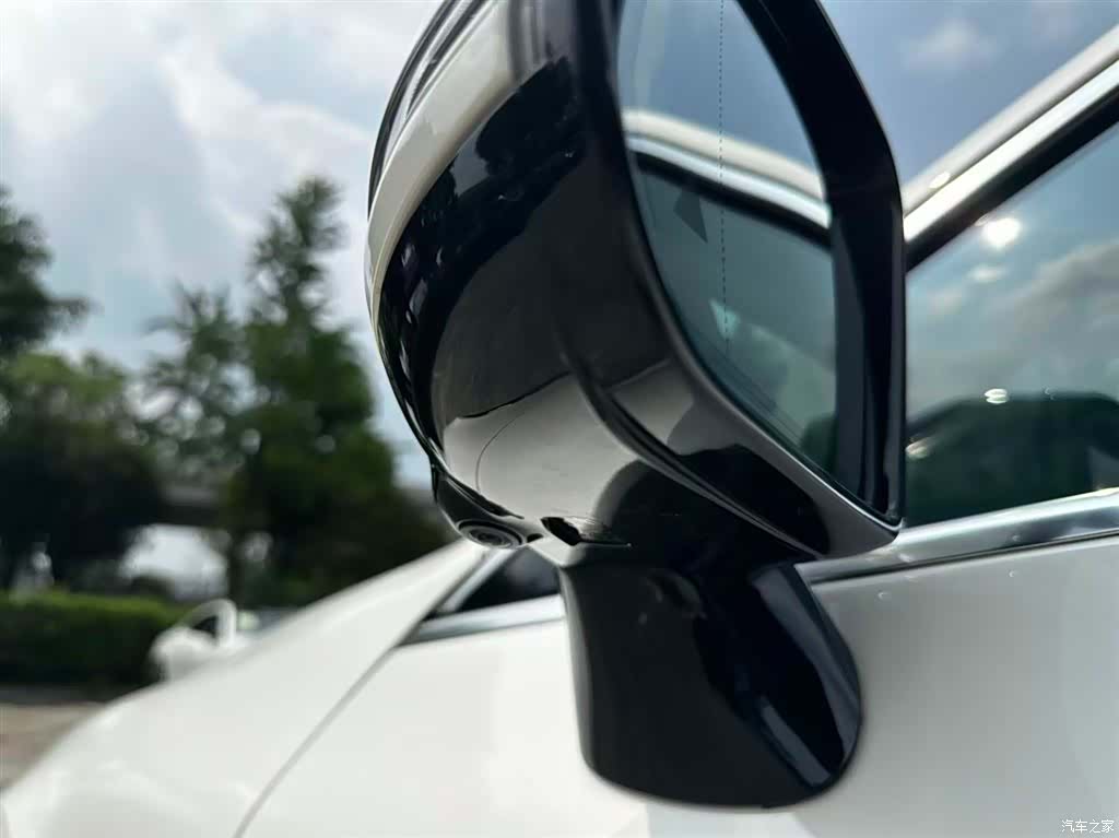 Mercedes-Benz CLS, 2021 11