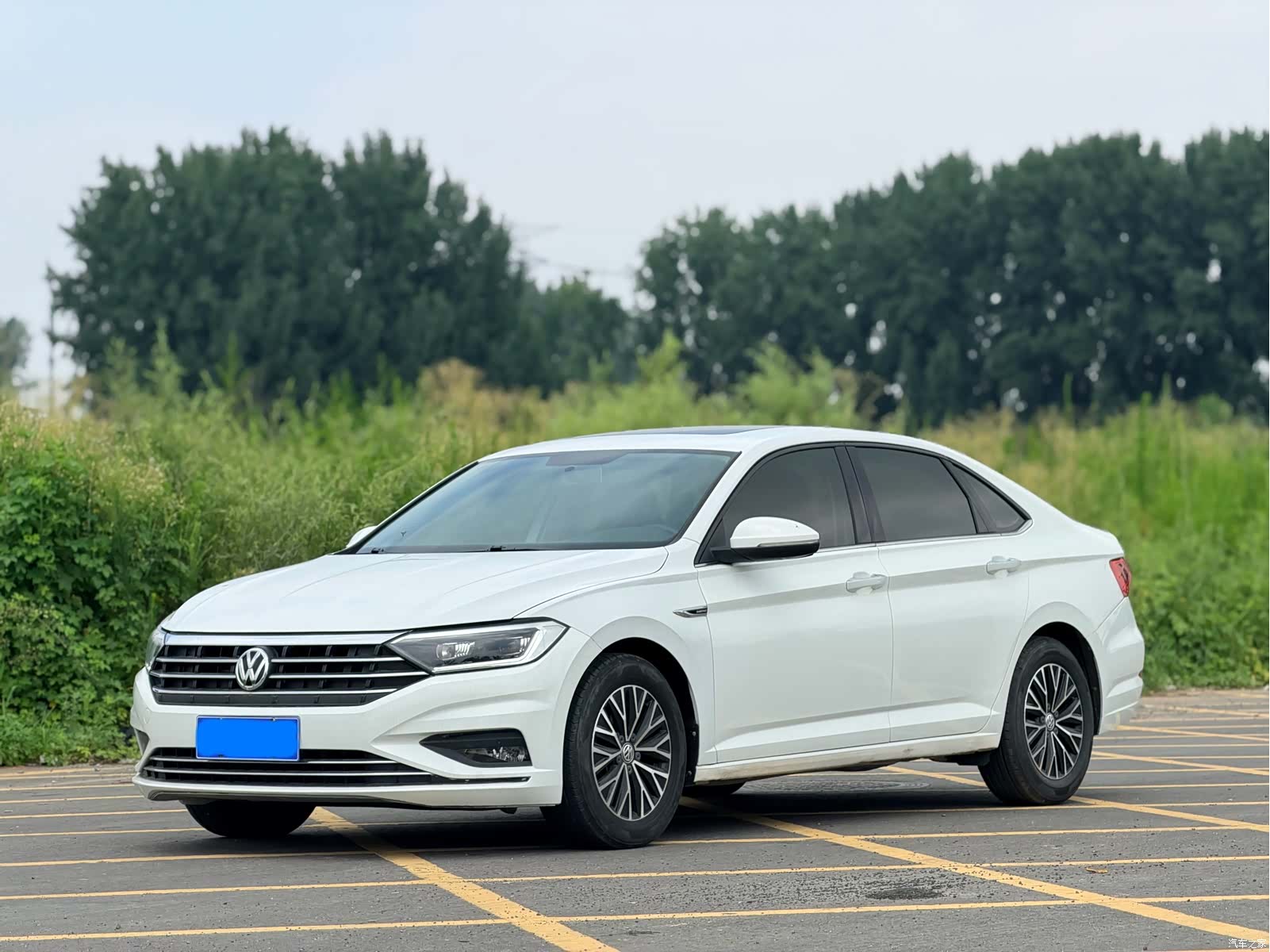 Volkswagen Sagitar, 2020 1
