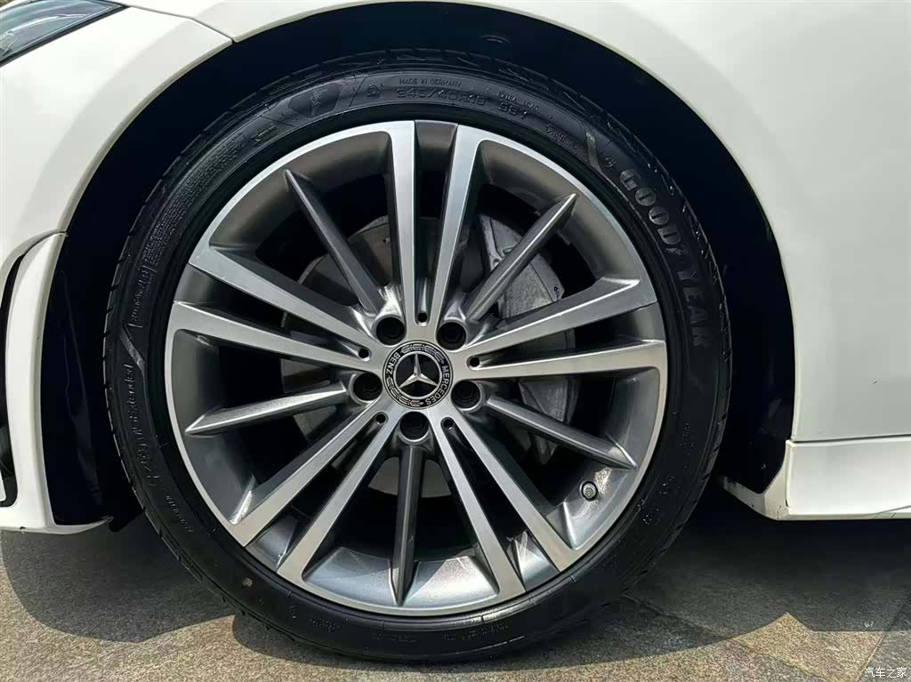 Mercedes-Benz CLS, 2021 13