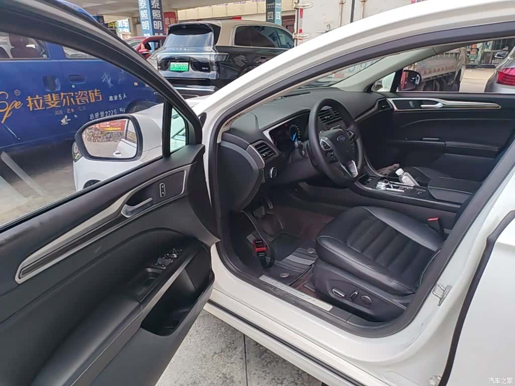 Ford Mondeo, 2017 16