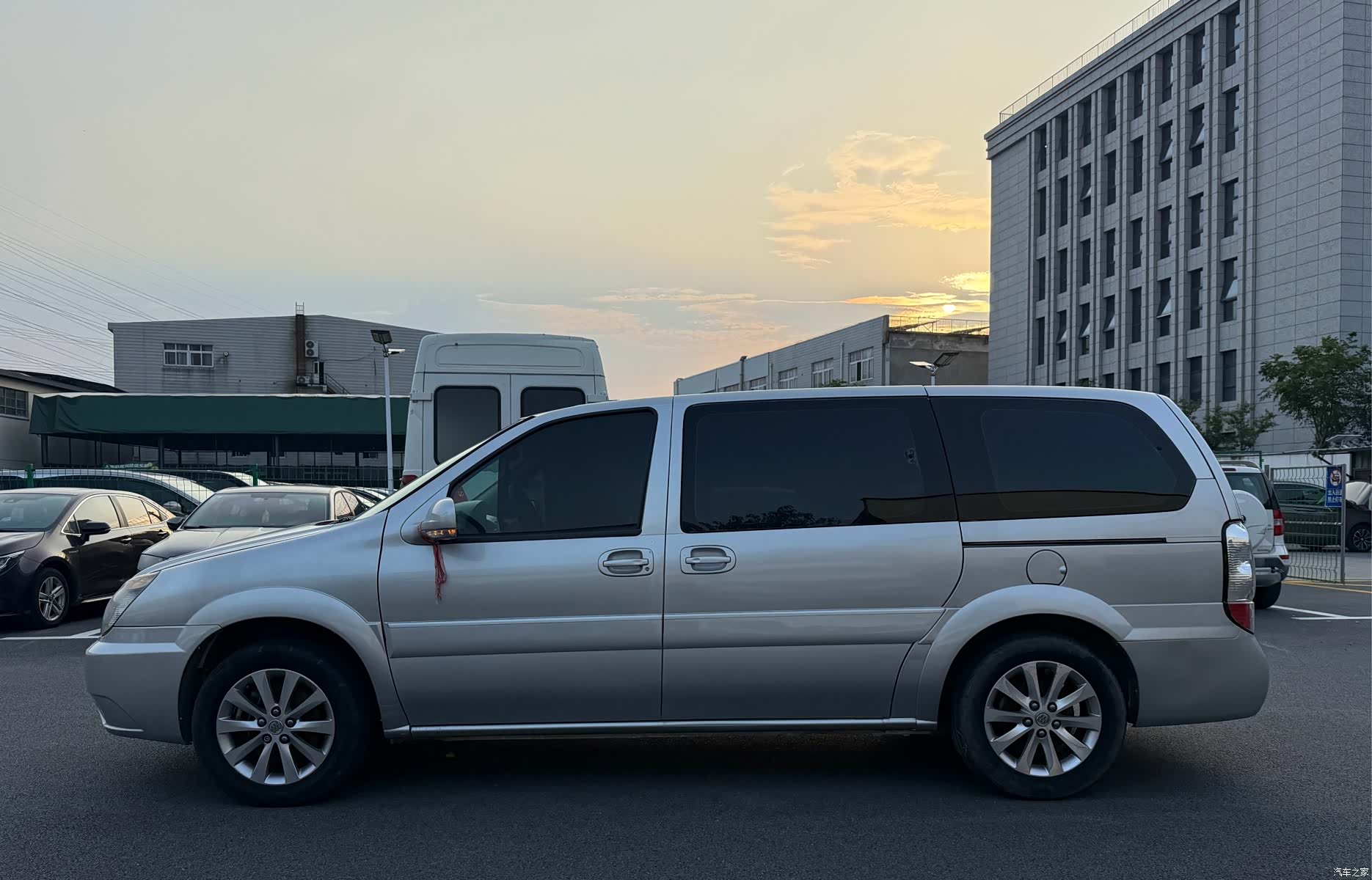 Buick GL8, 2014 14