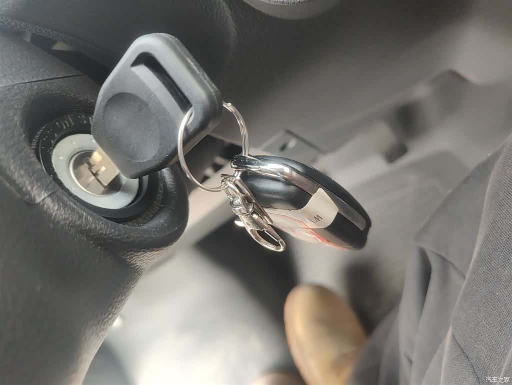 DongFeng EM27, 2025 9