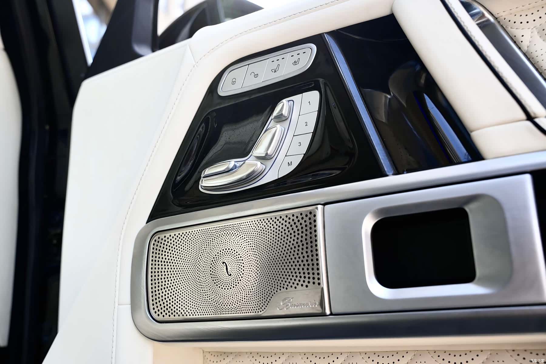 Mercedes-Benz G-Class, 2010 19