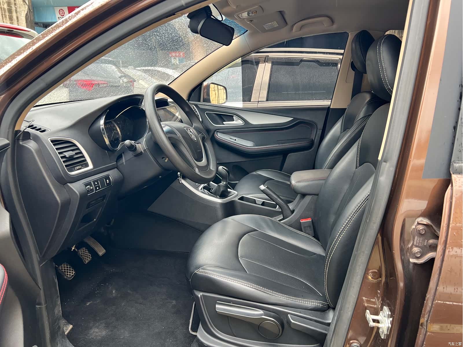 Wuling 560, 2016 все фото