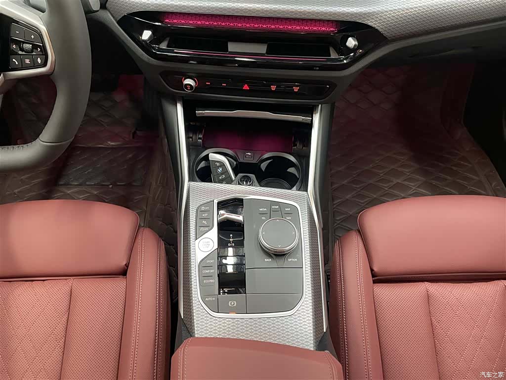 BMW 3 Series, 2026 21