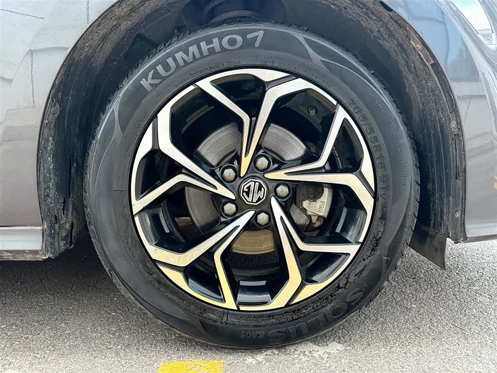 MG MG5, 2022 23