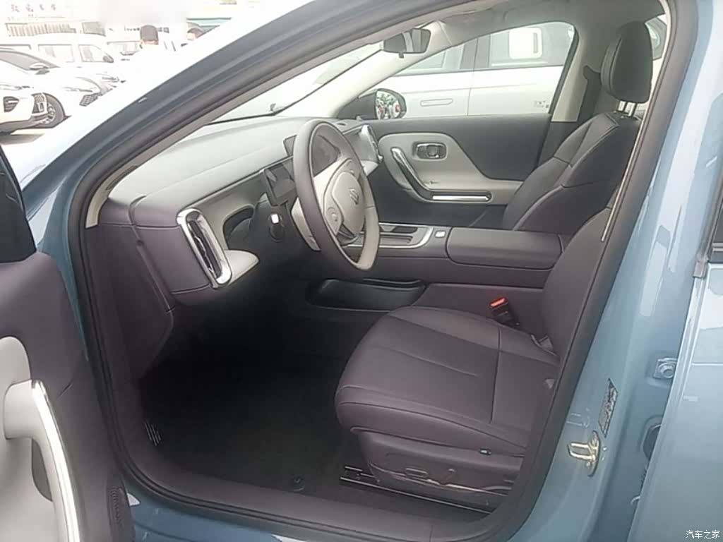Leapmotor B01, 2025 16