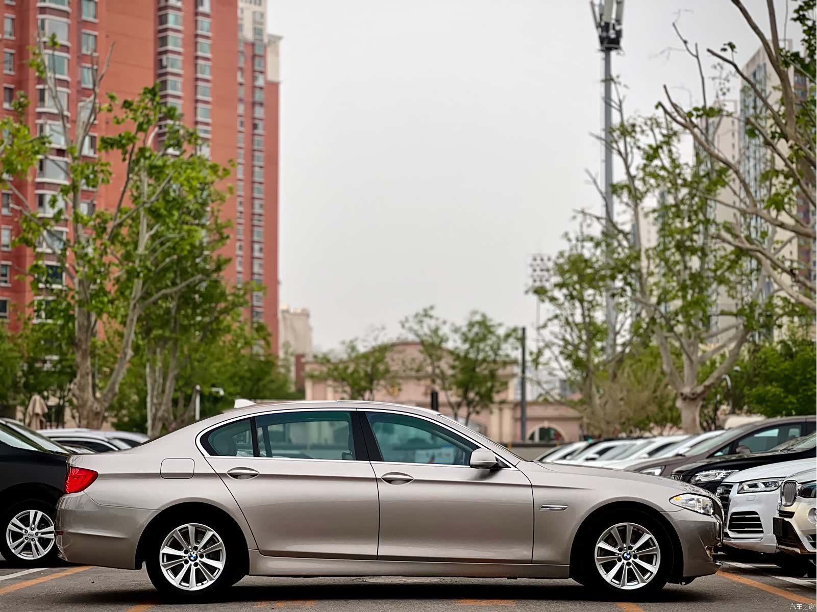 BMW 5 Series, 2012 4