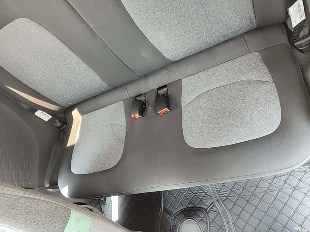 Wuling MINIEV, 2021 17