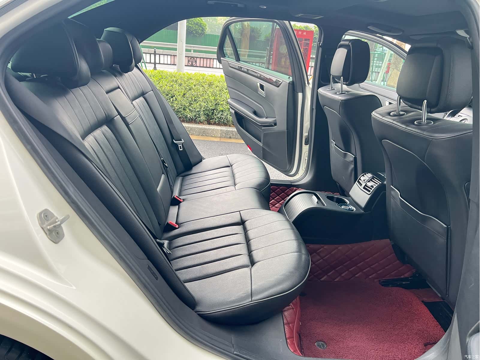 Mercedes-Benz E-Class, 2016 16