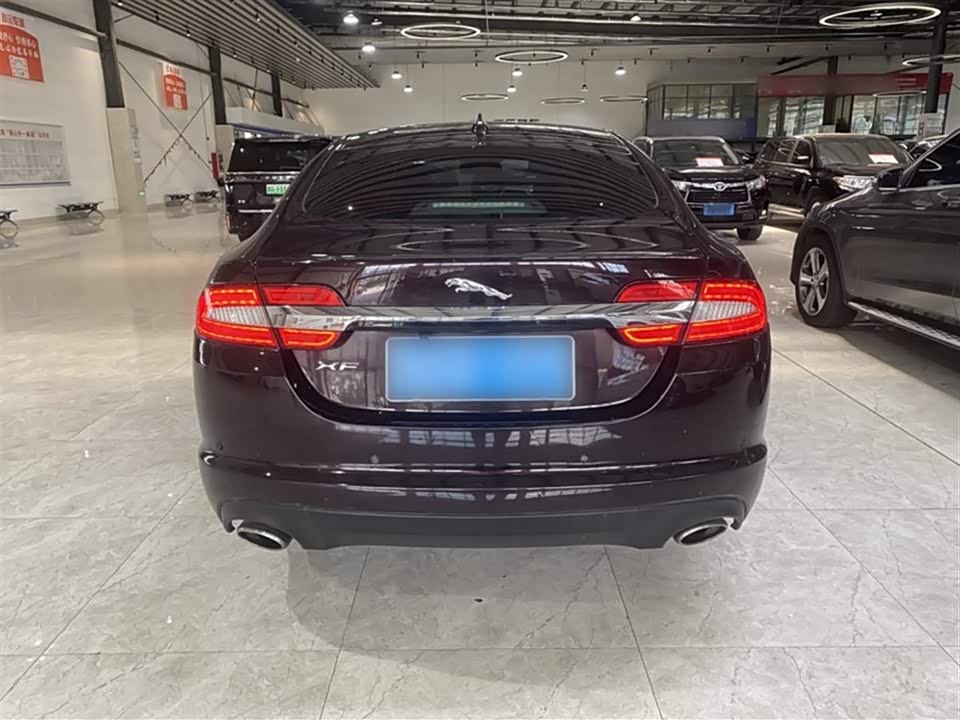 Jaguar XF Jaguar XF