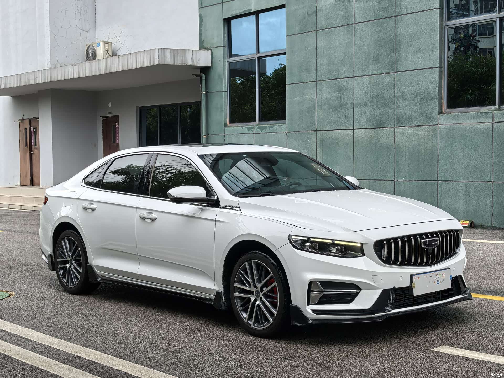 Geely Preface, 2023 3