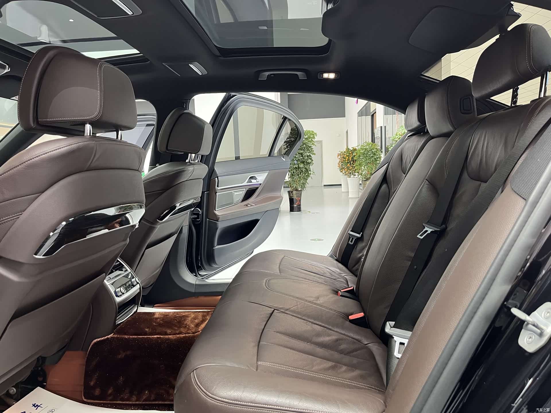 BMW 7 Series, 2018 7