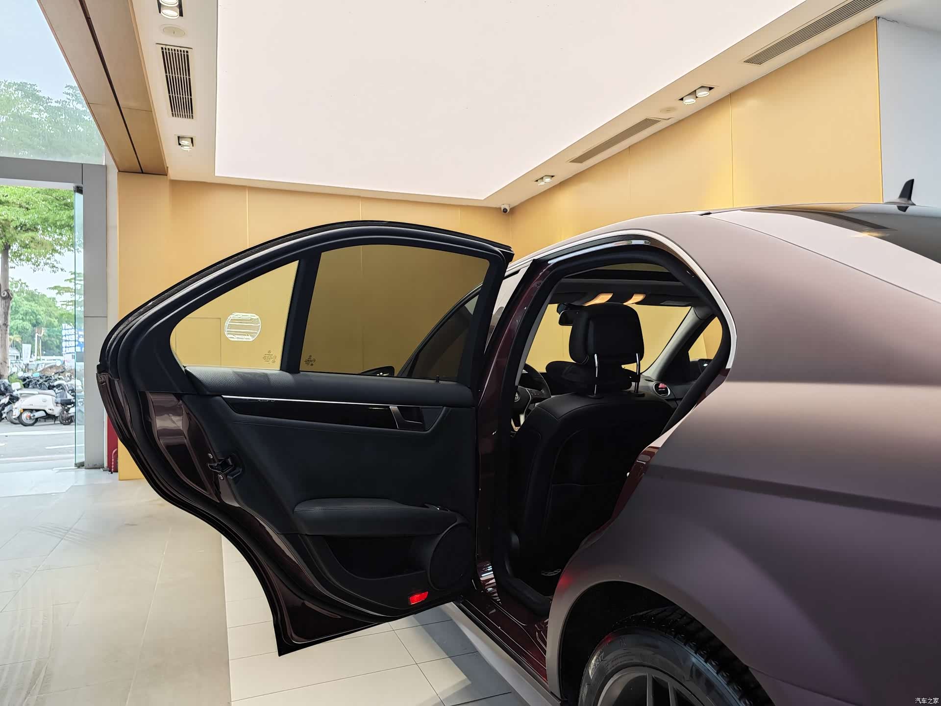 Mercedes-Benz C-Class, 2014 21