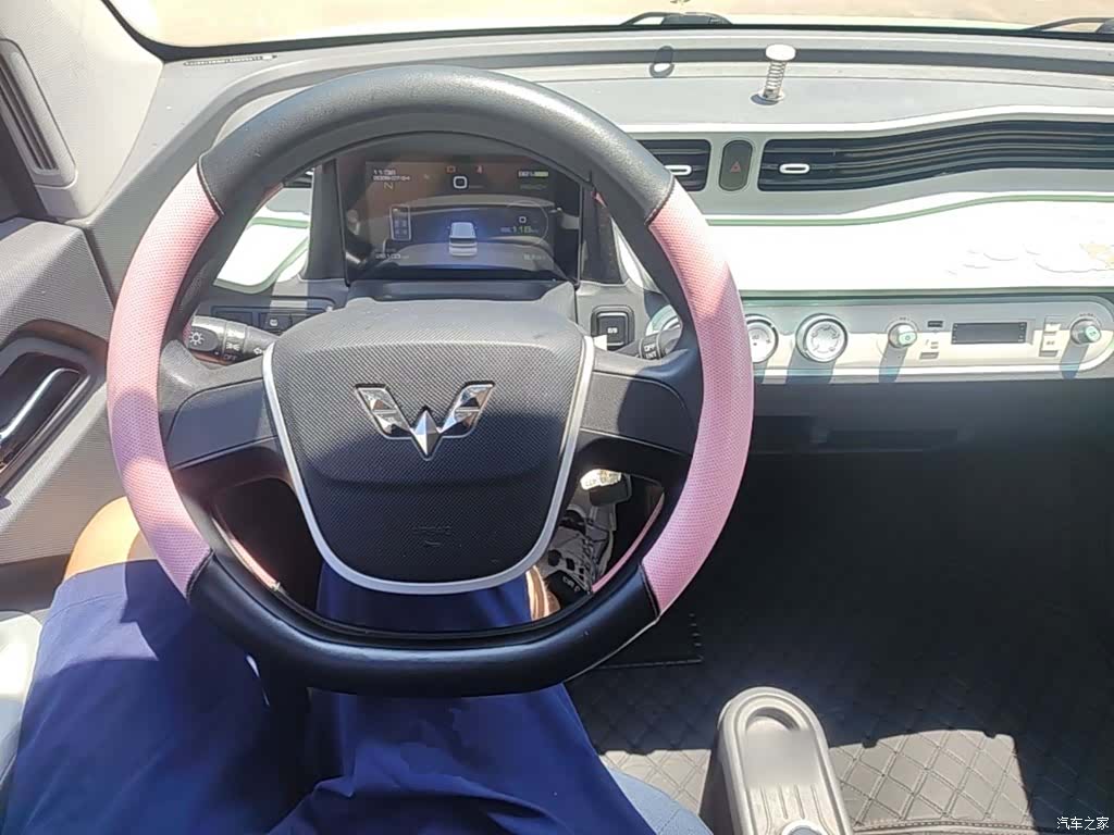 Wuling MINIEV, 2021 10