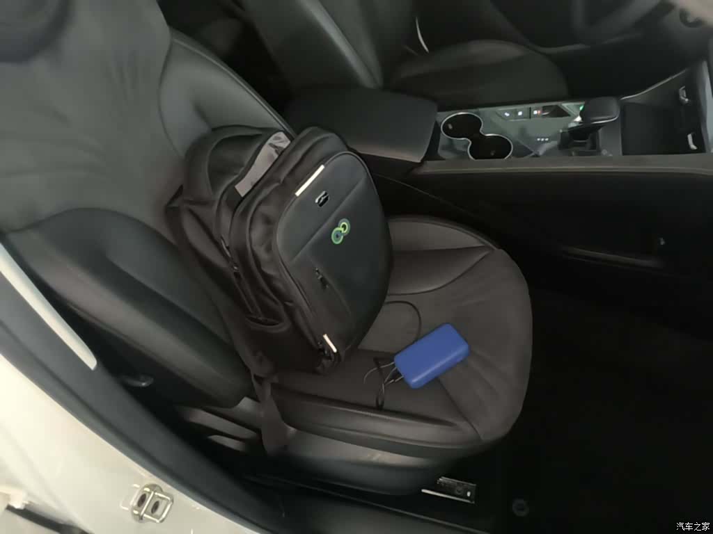 Roewe D5X, 2025 25