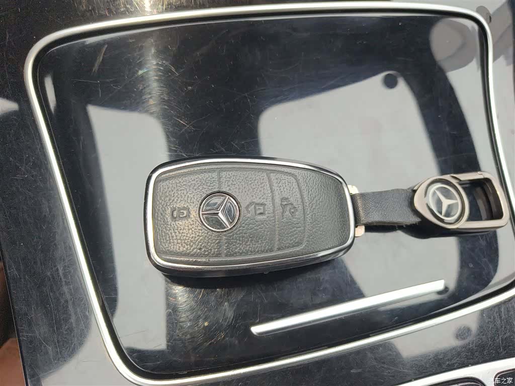Mercedes-Benz E-Class, 2017 20