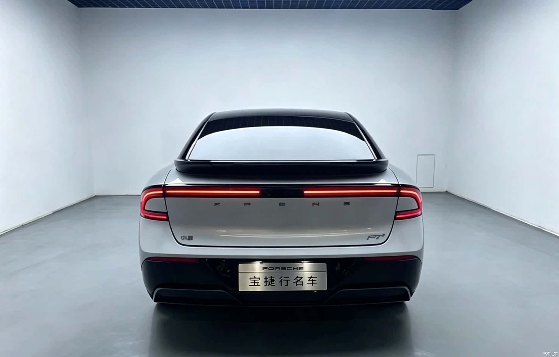Xpeng P7, 2025 все фото