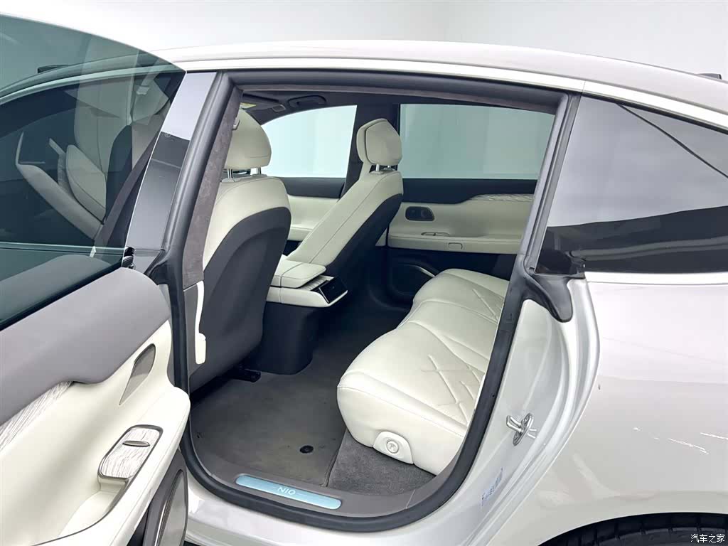 NIO ET7, 2022 11
