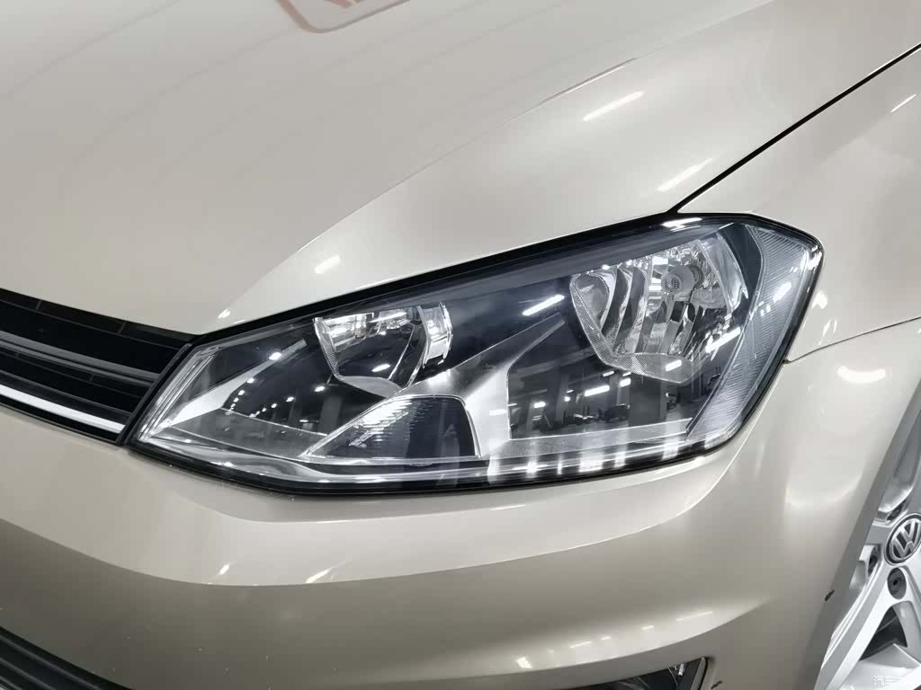Volkswagen Golf, 2015 7